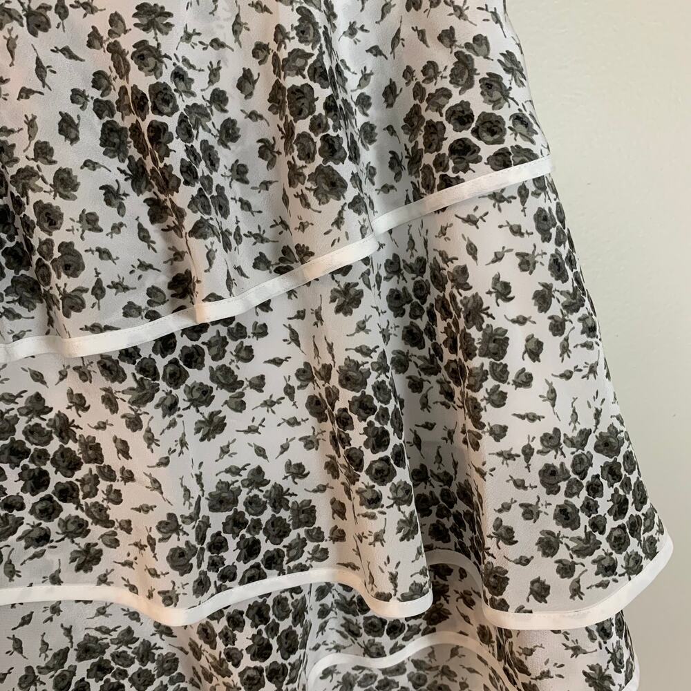 Club Monaco White and Black Floral Tiered Ruffle Skirt - Picture 3 of 7